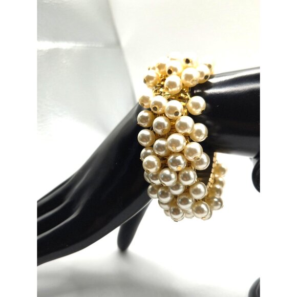 Vintage Gold Tone Cha Cha Bracelet Faux Pearls Stretch Mid Century Glam - Picture 2 of 5